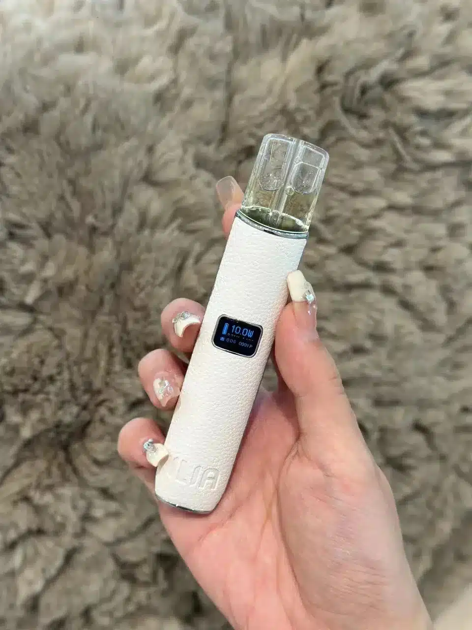 ILLA哩啞一代皮革主機-慕雪白-1.webp ILLA哩啞一代皮革主機 慕雪白 1