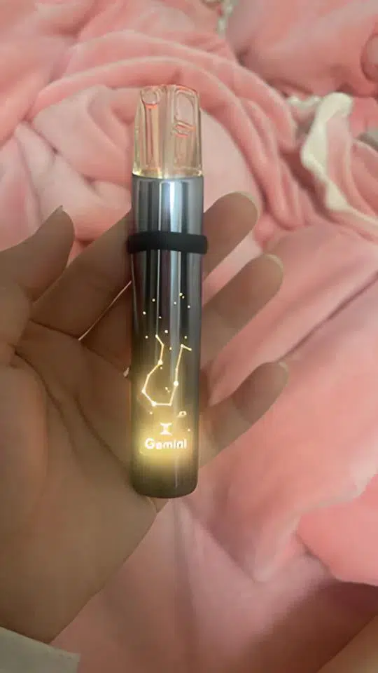 炫刻主机.webp 炫刻主机